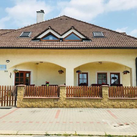 Penzion Belidlo Kunzak Bagian luar foto